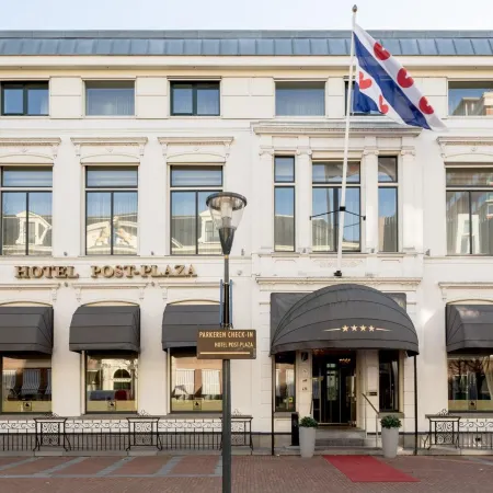 Post-Plaza Hotel & Grand Café