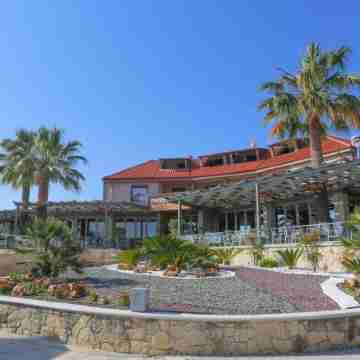 Anna Maria Paradise Hotel Exterior