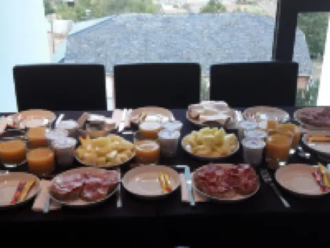 Hostal Tres Campanas Hotels in Villafranca del Bierzo