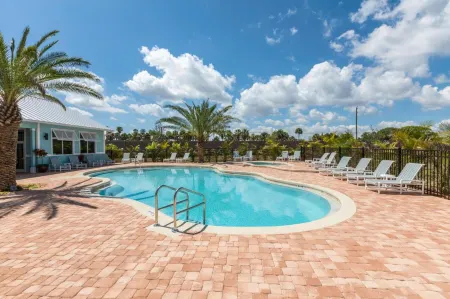 Cape Crossing Resort & Marina