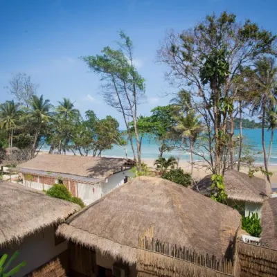 The Nest Private Beach Resort Hotels near Hat Sai Ri