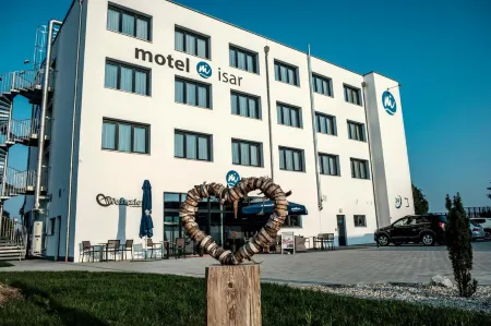 Motel Isar | 24h/7 Checkin Отели в г. Дингольфинг-Ландау