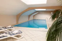 Residence Lastei - Pools