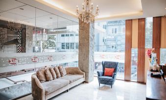BIZ HOTEL CITY CENTER