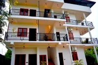 Blue Sky Hotel Yala Hotels near Tissa Lake