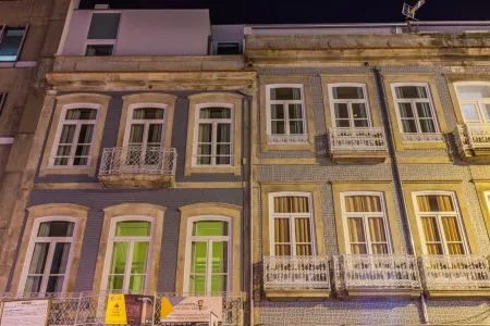 The Art Porto - Holiday Homes Отели рядом с достопримечательностью «Jardim do Infante Dom Henrique»