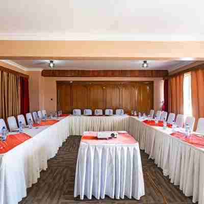 Sirikwa Hotel Others