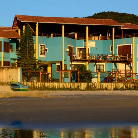 Residencial Vila do Sol, Apartamentos Com pé na Areia