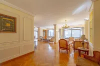Royal 3 bedrooms apartment Hotels in Heliopolis