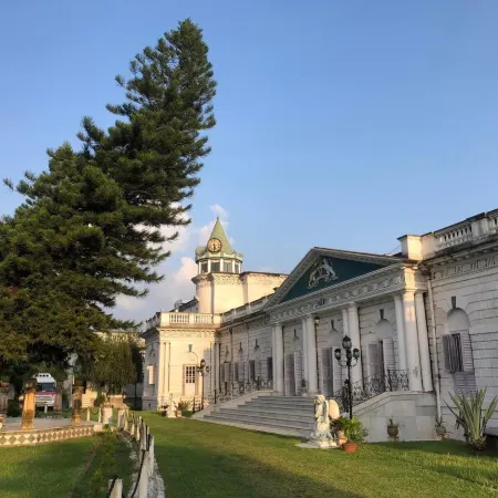 Cossimbazar Palace of the Roys ( Rajbari)