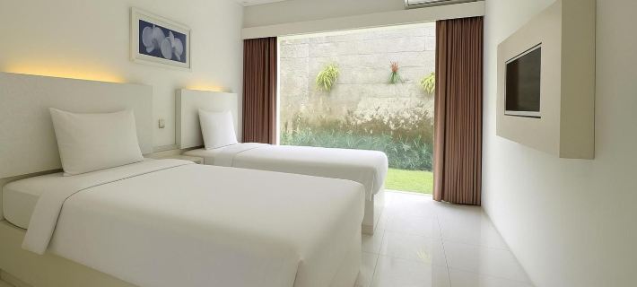 The Kamalaya Hotel Garden & Wedding House Hotele w: Coblong