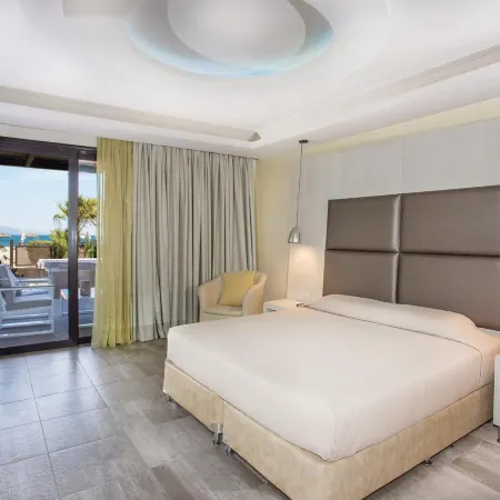Atlantis Hotel