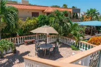Villa Pajaros - Condos