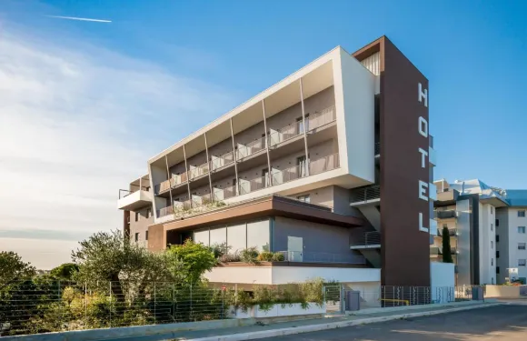 富奧裏勒穆拉酒店