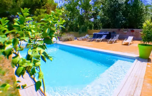 Villa Alyzea Hotels in Bessan