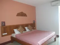 Butnamtong Hotel Hotels in Chomphu