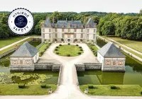 Château-Hôtel de Bourron فنادق في Nemours