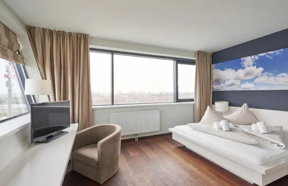 德意志瓦格拉姆-羅森伯格會議酒店