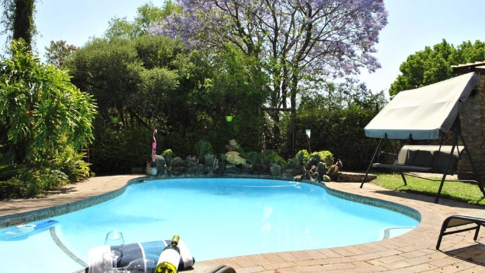 Serene Guest Manor