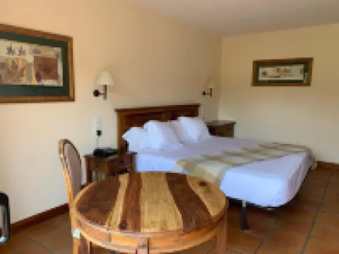 La Figuerola Hotel & Restaurant Hoteles en 