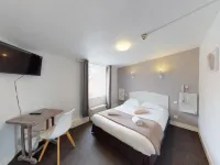 Hôtel l'Estran Hotels in Trouville-sur-Mer