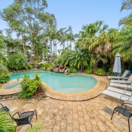 Oasis Inn Ulladulla - Welcoming Guests 18 Years and Older