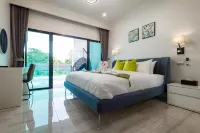 Koh Chang Luxury Pool Villas