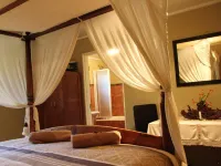 Emahlathini Guest Farm Hotels in 