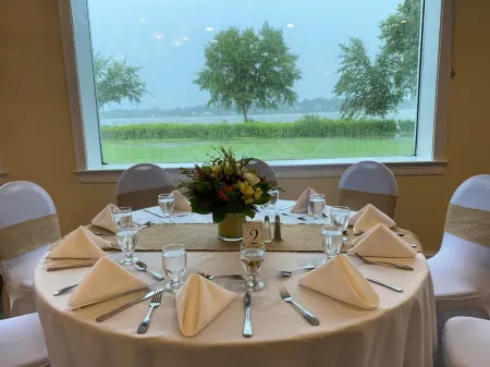 Lakeside Inn Отели в г. Уэйкфилд