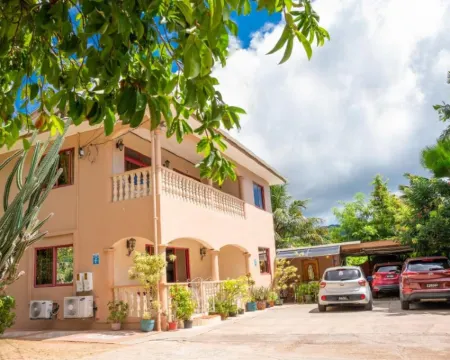 Chez Benoit Self Catering Hotels in Au Cap