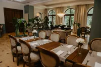 Polanka Conference Center Hotels in Kombornia