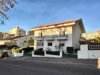 Xantarim House Hotels near Estatua de Passos Manuel