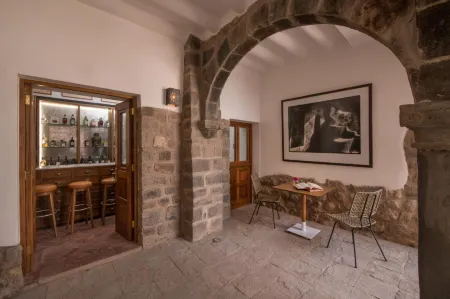 Casa Clara by Ananay Hotels Отели рядом с достопримечательностью «Двенадцатиугольный камень»