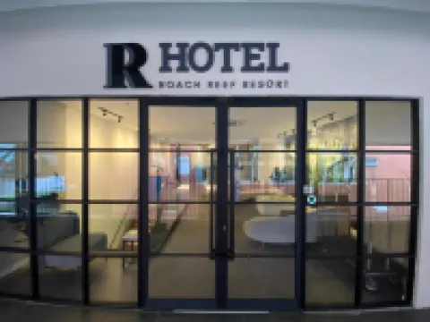 R Hotel Aeropod Hotel dekat North Borneo Steam Railway