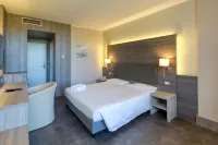 Poggio Hotel Отели в г. 