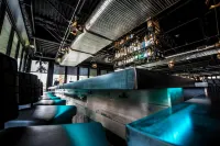 Found Re Phoenix - Quầy bar