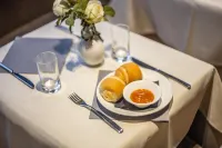 蒂齊亞諾飯店