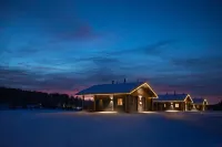 Sonka Resort Lakeside Villa with Private Sauna & Hot Tub - Villas
