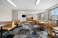 Fargo Inn and Suites