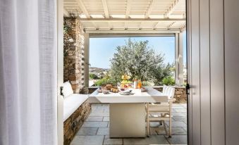 White Tinos Luxury Suites