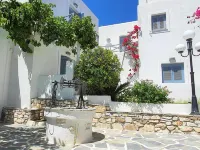Teoria Paros - Matsas Windmill Hotels in Naoussa
