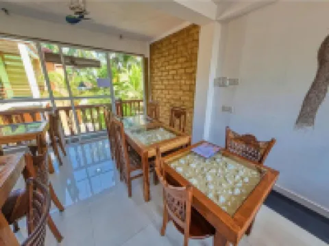 Sky Garden Mini Hotel โรงแรมในเมอริสสา