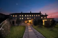 Tenuta Bricchi Hotels in Serralunga dAlba