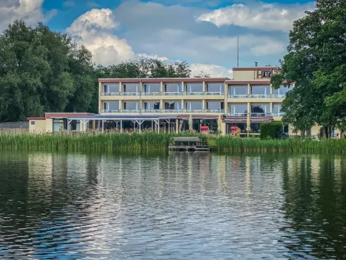 Seehotel Schwanenhof Hotel di Molln