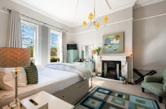 威爾格倫金精品飯店