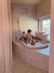 Gams zu Zweit - suối nước nóng