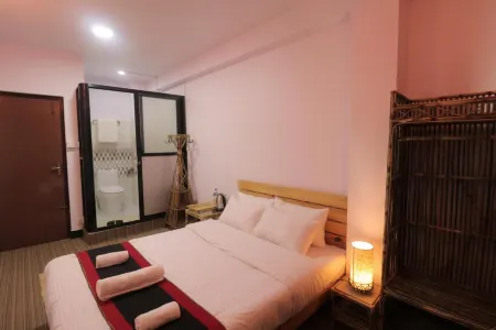 Easy Homes - Ashok Stupa Отели рядом с достопримечательностью «Patan Darbar Square»