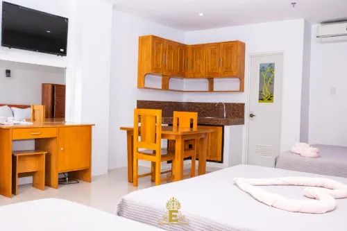 Empress Island Hotel Hotels in Alaminos