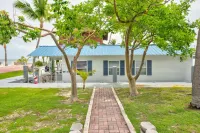 Aqua Lodges at 47th Street - 3-Star