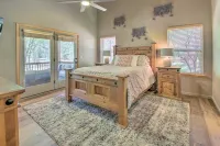 Wooded Hideaway! Spacious Show Low Log Cabin - Pet friendly